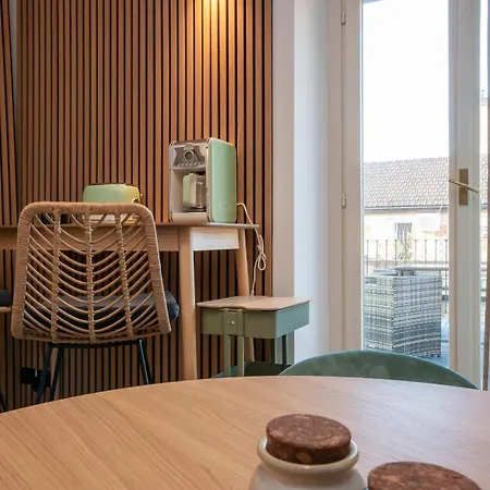 Bright Top-floor With Private Terrace Lägenhet Milano