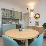 Appartement Bright Top-floor With Private Terrace *