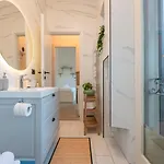 Bright Top-floor With Private Terrace Appartement