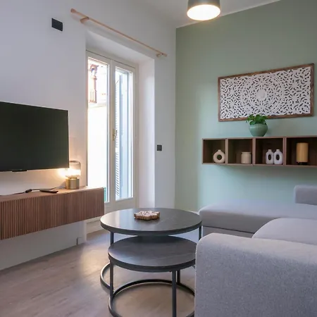 Bright Top-floor With Private Terrace * Milán
