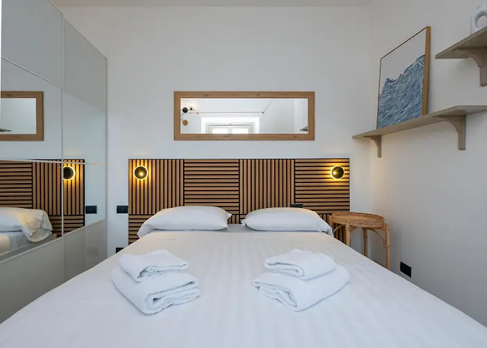 Lejlighed Bright Top-floor With Private Terrace