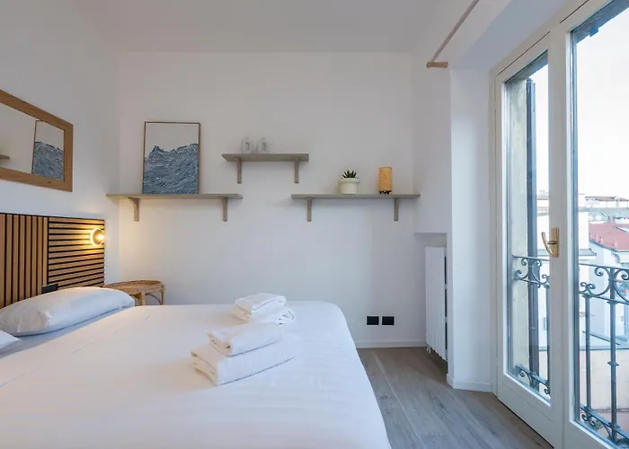 Lejlighed Bright Top-floor With Private Terrace Milano